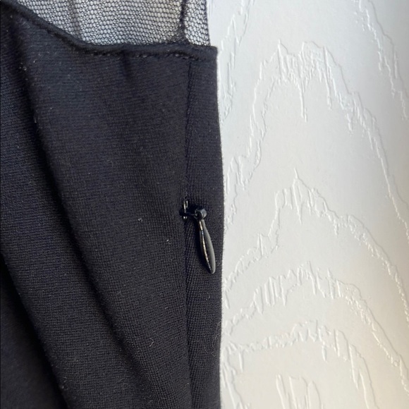 Elegant Black One-Shoulder Dress size medium - Picture 4 of 7